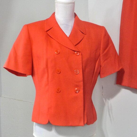 LE SUIT 2 PIECE SKIRT AND BLAZER SET SIZE 10 PETITE - Picture 2 of 11